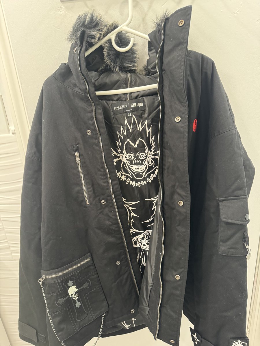 Liquid | Xesevi tweet media