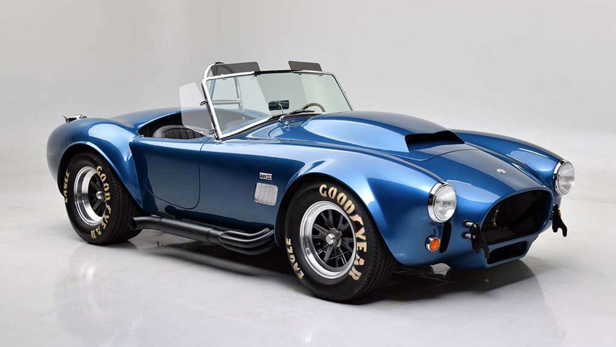 1967 Shelby Cobra 427 Super Snake. . . What car lover wouldn't want to fondle this lil' Sweet Love Bebe? 😍🥰❤️