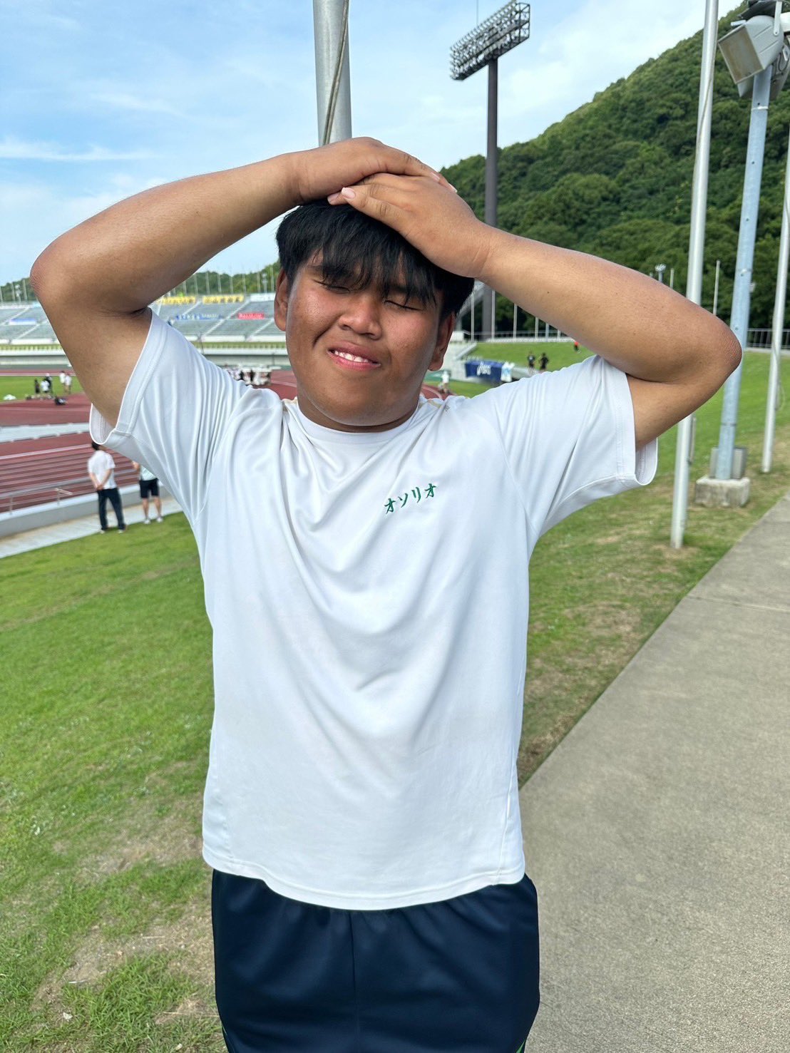  陸上部ユウキ 《新入生自己紹介》 氏名 オソリオユウキバンゴイ かな おそりおゆうきばんごい 出身 三重県 伊勢学園高校  種目 砲丸投 記録 13m12cm 一言 体作りに励み、15m 50cm最終的に投げられるように頑張ります #岐阜協立大学 #新入生 #自己紹介 #1  ...