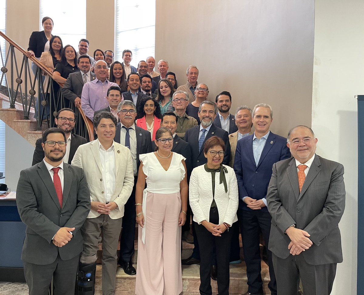 CoparmexPdtePue's tweet photo. Honrados con la presencia de la Rectora @LiliaCedillo_ hicimos la presentación en sociedad de #Intelligentia. Momento esperado por casi 3 años.
#Intelligentia es un modelo de innovación y desarrollo a partir de la colaboración entre universidades y sector empresarial, con el objetivo de convertir a nuestro estado en el epicentro de la innovación y el emprendimiento de base tecnológica y trasladar este conocimiento práctico a las aulas.
En conjunto con la @BUAPoficial y bajo el liderazgo de #YgnacioMartínezLaguna, @eugenioyarce y @nicorofa hoy vemos materializado este sueño.
El compromiso y generosidad de las distintas universidades, investigadores, empresarios y organizaciones del sector empresarial participantes es el motor que impulsa este gran proyecto.
Gracias a todos por hacerlo realidad, y cierro citando a mi querido @RectorUPAEP : “Hacer con otros y para todos”