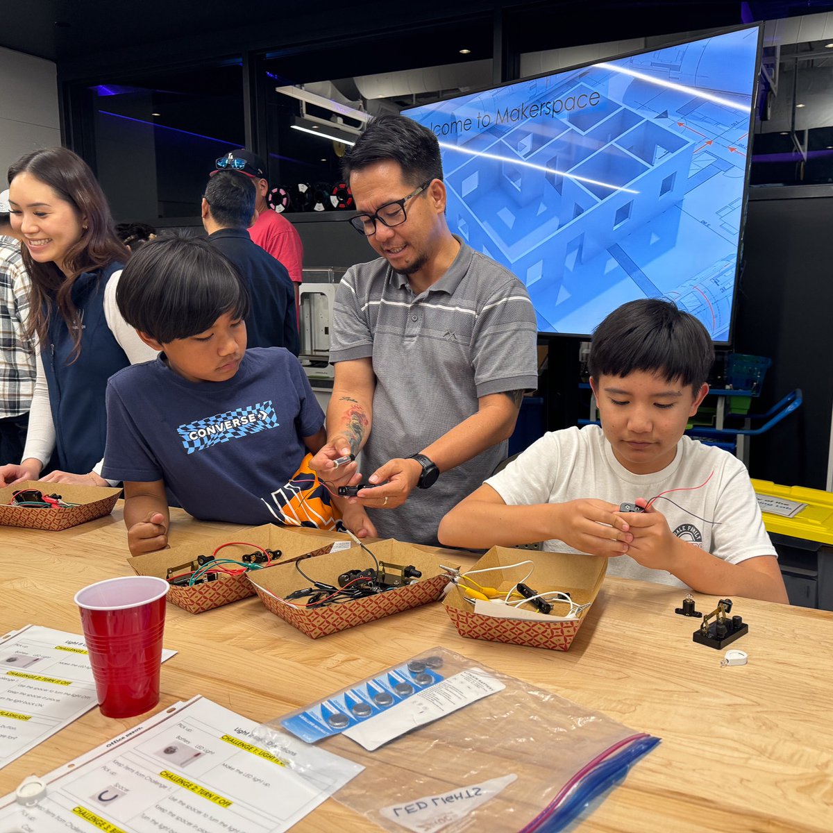 This week the TGR Learning Lab hosted Family Night to celebrate students who completed our spring session of after-school classes. During the event, students showcased their new skills and final projects while participating in engaging activities. #ChampionsForYouth