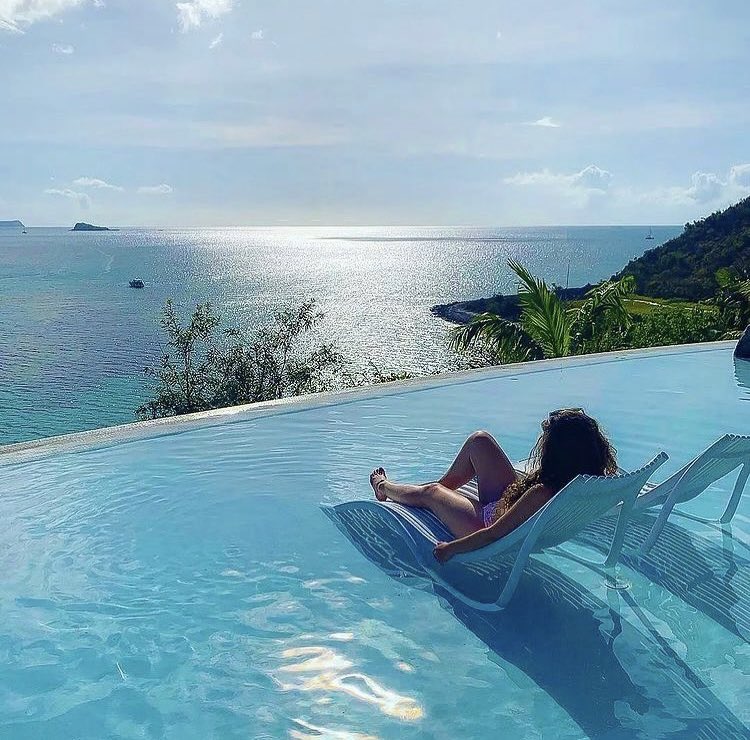 BVIslands_UK's tweet photo. We adore our BVI blues! Happy Friday have a great weekend 😍💙🇻🇬 #BVI #BritishVirginIslands #Travel #Paradise 
IG 📷 theworldwithdanielle https://t.co/hJOVU1HTFH