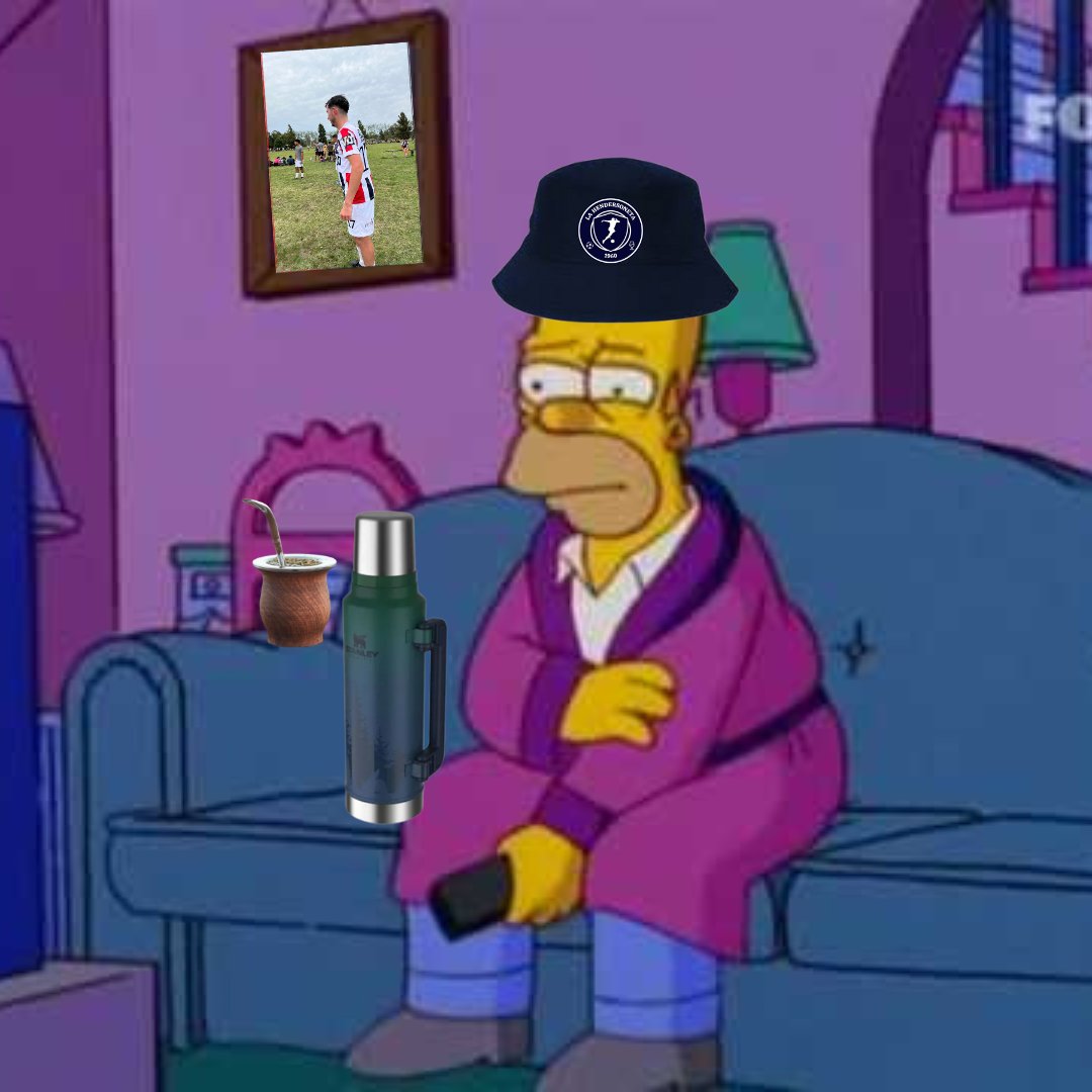 LaHendersoneta's tweet photo. Toca madrugar ⏰

La Hendersoneta sufrió modificaciones en el horario y jugará su encuentro ante Choele Choele este domingo a las 10:30 HS. Esta disposición de la Liga Universitaria se debe a la disputa del Superclásico. https://t.co/6anM49U7qO