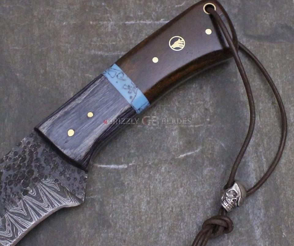 GrizzlyBlades's tweet photo. https://t.co/bE9PgVDWpI

SKN151 HAMMERED DAMASCUS STEEL CUSTOM HANDMADE HUNTING SKINNING KNIFE 10.5”

#damascussteel #blades #knives #knife #handmadeknife #everydaycarryknife #edcknives  #knifefanatics #forgedknife #deerseason #knifemaker #huntingdeer #bladesmithing #deerknife https://t.co/BsaaFWXXpy