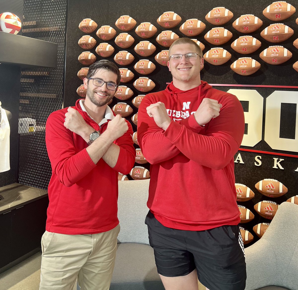 🔴🏈⚪️: @HuskerFootball defensive lineman @T_ROB99 chatted with Brandon Aksamit for the @1890Initiative Big Red Rally on @NewsChannelNE! 📺️️ Click the link below to support Husker student-athletes through NIL: tinyurl.com/4sse2myp #BigRedRally #1890 #NIL