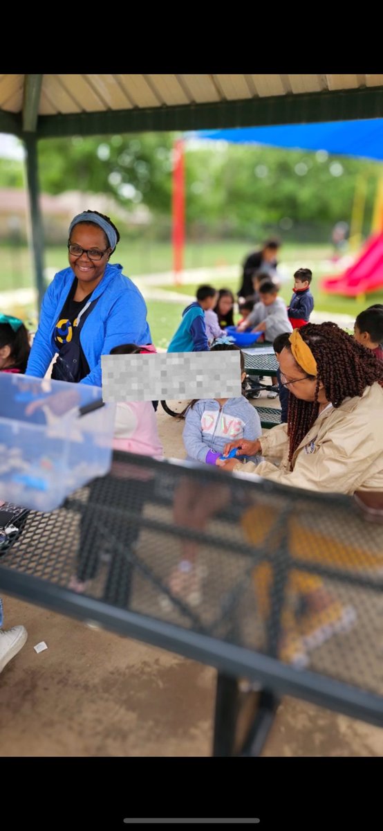 SGRhoDenton's tweet photo. April is National Volunteer Month &amp; Nu Pi Sigma has been volunteering all over Denton County! Today Sorors volunteered at Anne Windle School for Young Children for Field Day. 

#NuPiSigma #SGRhoDenton #LeadingwithLove #SigmaSWR #GreaterServiceGreaterProgress #DentonTX https://t.co/zbi5XC8adX