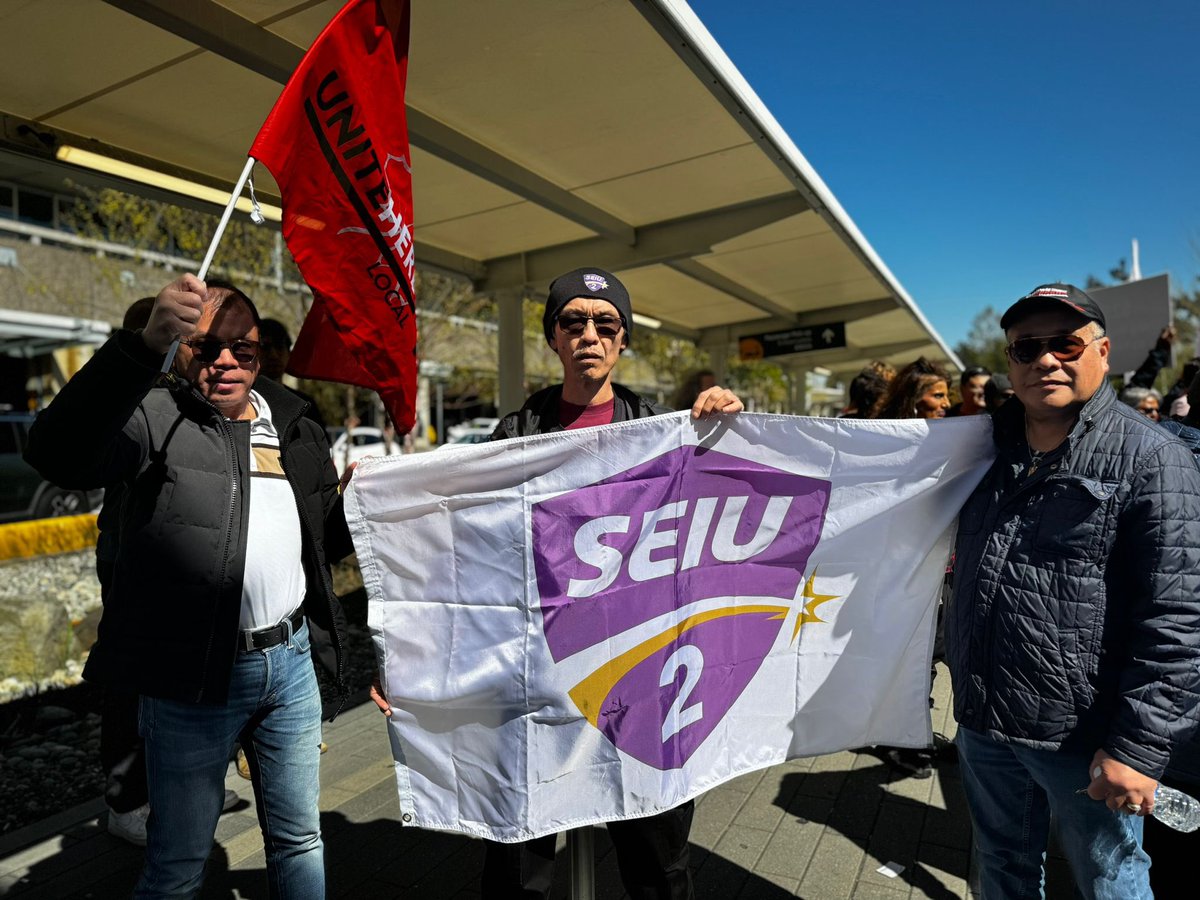 END wage discrimination at @yvrairport !! We were promised the living wage and we’re still not there!! @UniteHere40 @seiulocal2can are fighting for Justice for ALL workers at Vancouver International Airport!!