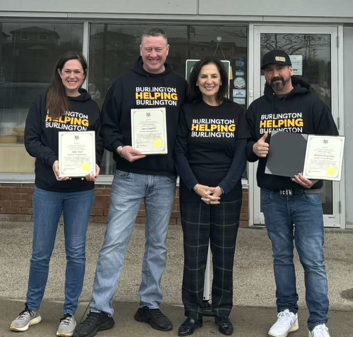 During #NationalVolunteerWeek, I had the opportunity to congratulate Julie, Michael and Sean from Burlington Helping Burlington this afternoon! Their swift response to the needs of Burlington's charities and nonprofits showcases the power of collective action. Let's keep