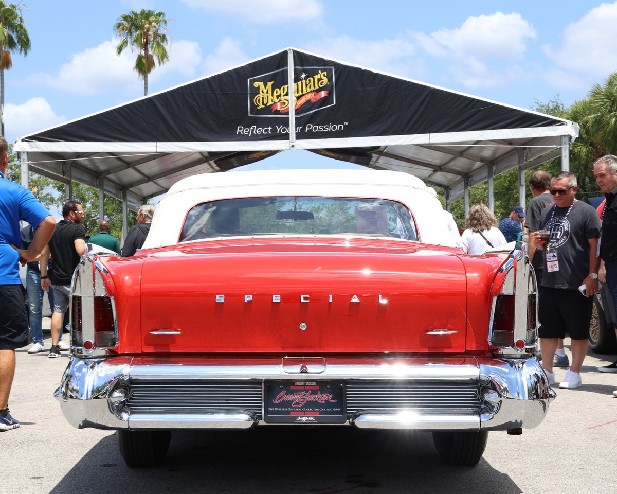 Barrett_Jackson's tweet image. A 1950s #ChrisCraft Woody #Speedboat kiddie ride came out on top during the morning’s #Automobilia Auction with its $27,600 sale.
 
Join us on Super Saturday for what is sure to be another fantastic day in #Florida!

Read More: bit.ly/PB24-Day2of3