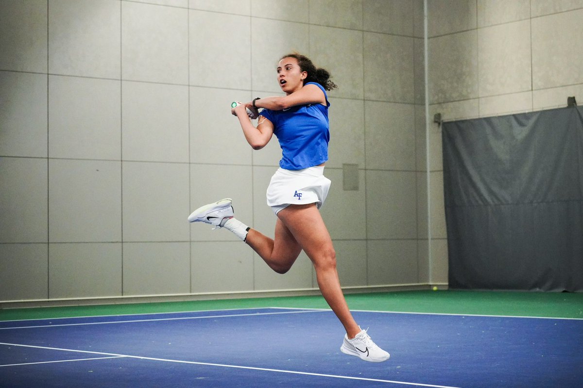 KimFlodin's tweet photo. So proud of @isabellaflodin who has grown as an athlete, leader and human and now turns the page to even greater things! https://t.co/BRpFwsbCmW