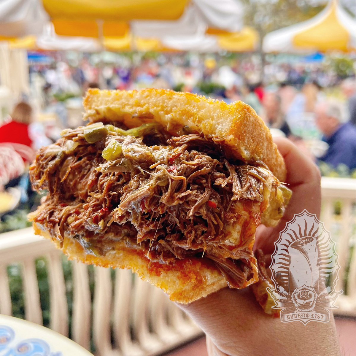 BurritoList's tweet photo. Dreams do come true😍💫🥪

This here is a Birria Sandwich from inside Disneyland and it’s absolutely delicious! 🤤

📱@disneyland
🥪 Birria Sandwich
📍Jolly Holiday Cafe, Disneyland

#BurritoList #disneylandfood #disneyfood #disneyland #disneylandresort #disneylandpark https://t.co/62LE5awxAA