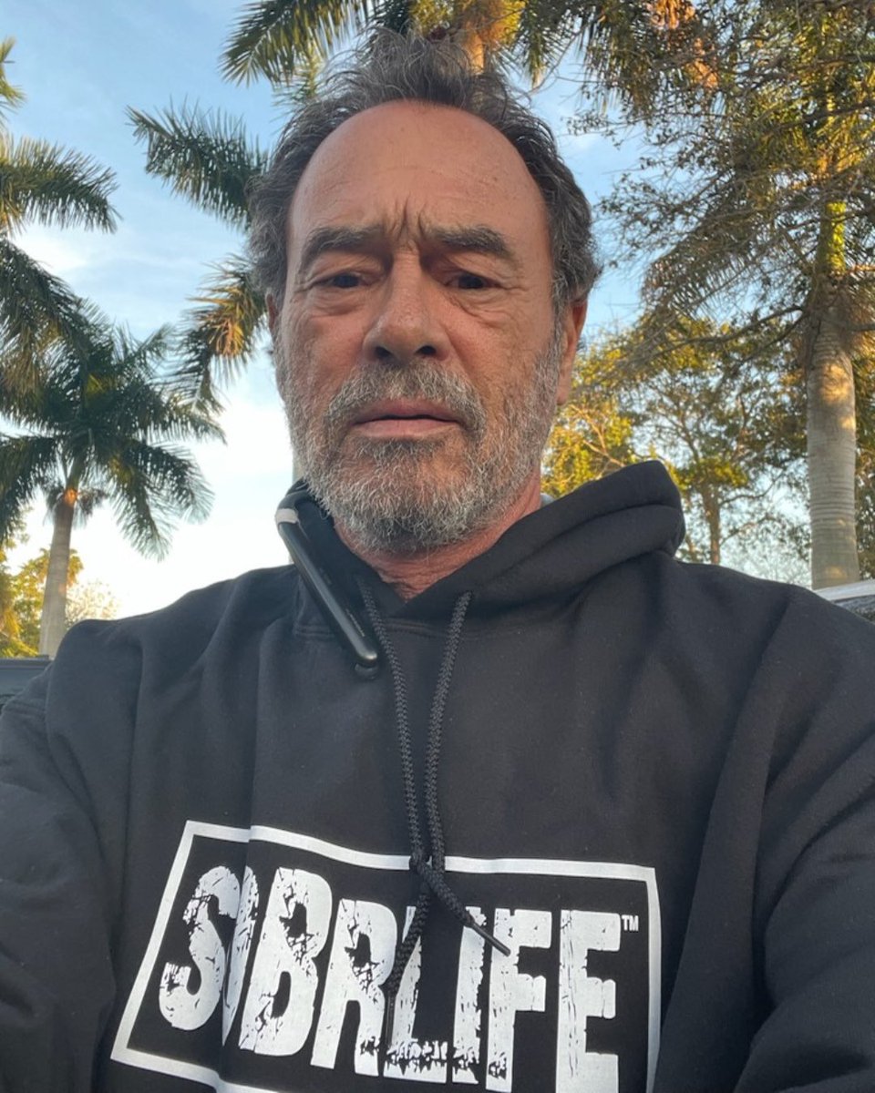 From sunset walks to cozy evenings, our SOBRLIFE hoodie is your new go-to. Spring is still in the air, making it the perfect time to grab your hoodie for those crisp outings. Dr. Jonas is already rocking his—visit us at sobrlife.com! 🌅🌿✨#soberlife #recoveroutloud