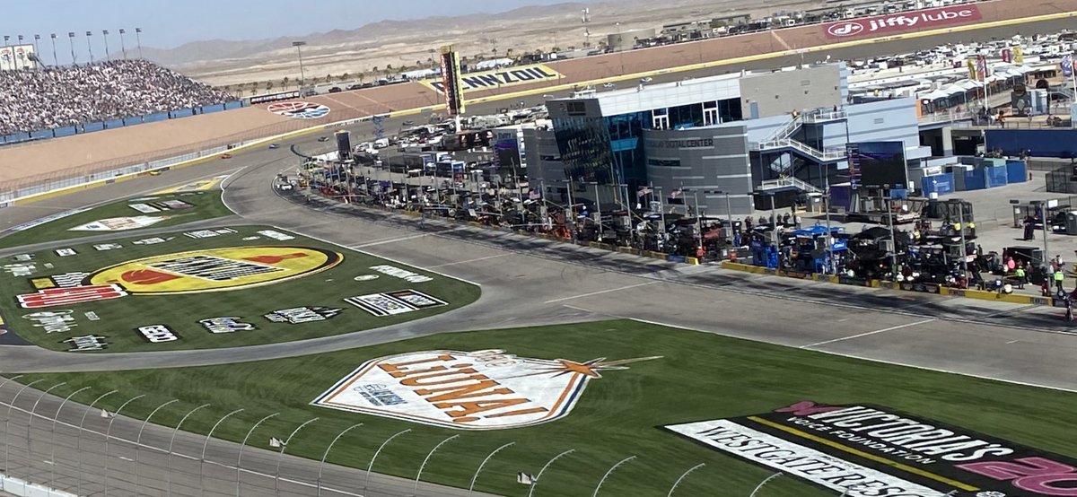 @bobpockrass If they wana keep removing stuff I’m in favor of them removing this media center building at LVMS. It’s always a pain in the ass to make sure you are sitting high enough to maybe see over it 😂
