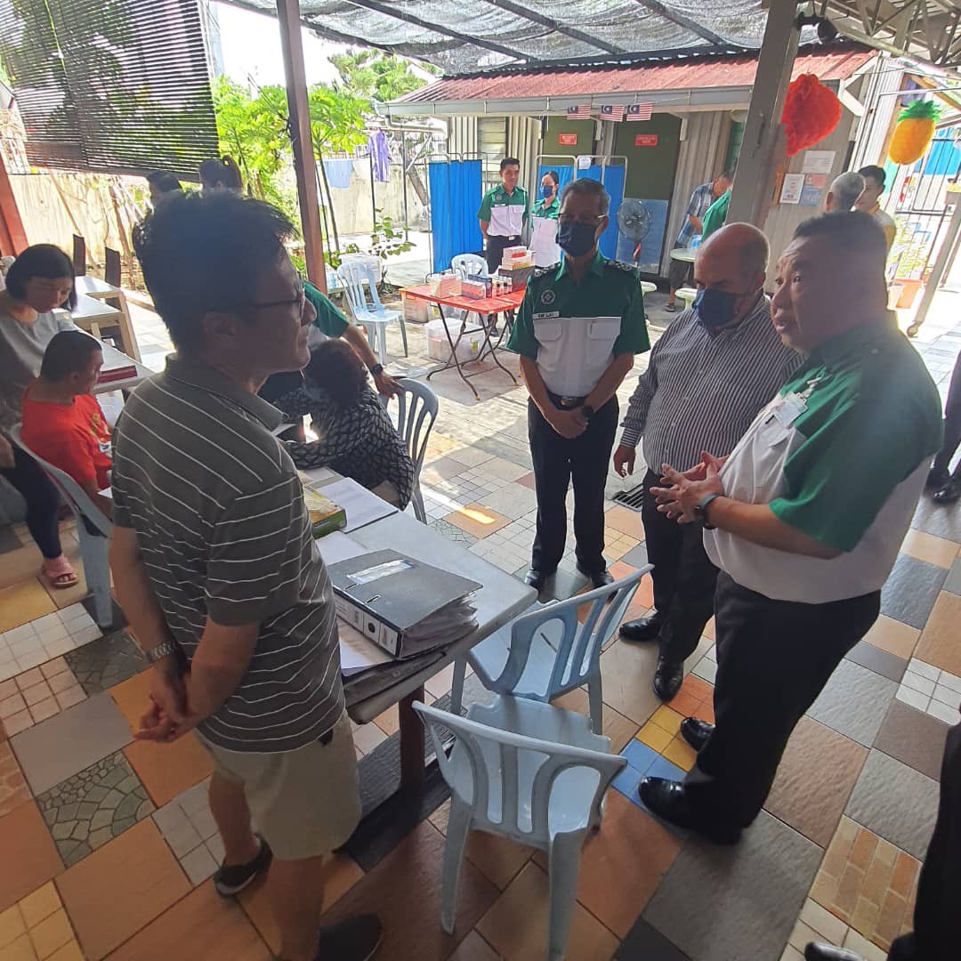 St John Malaysia runs Mobile Clinics that attend aged care and other charitable care homes. Residents are seen by SJAM doctors and nurses; obs taken by SJAM volunteers; can be seen in a small wound clinic; dispensed medicines by a SJAM Pharmacist and all at no charge @StJohnINTL