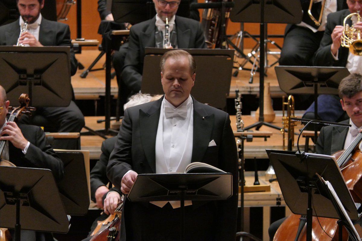 𝐎𝐒𝐏𝐀 tweet media