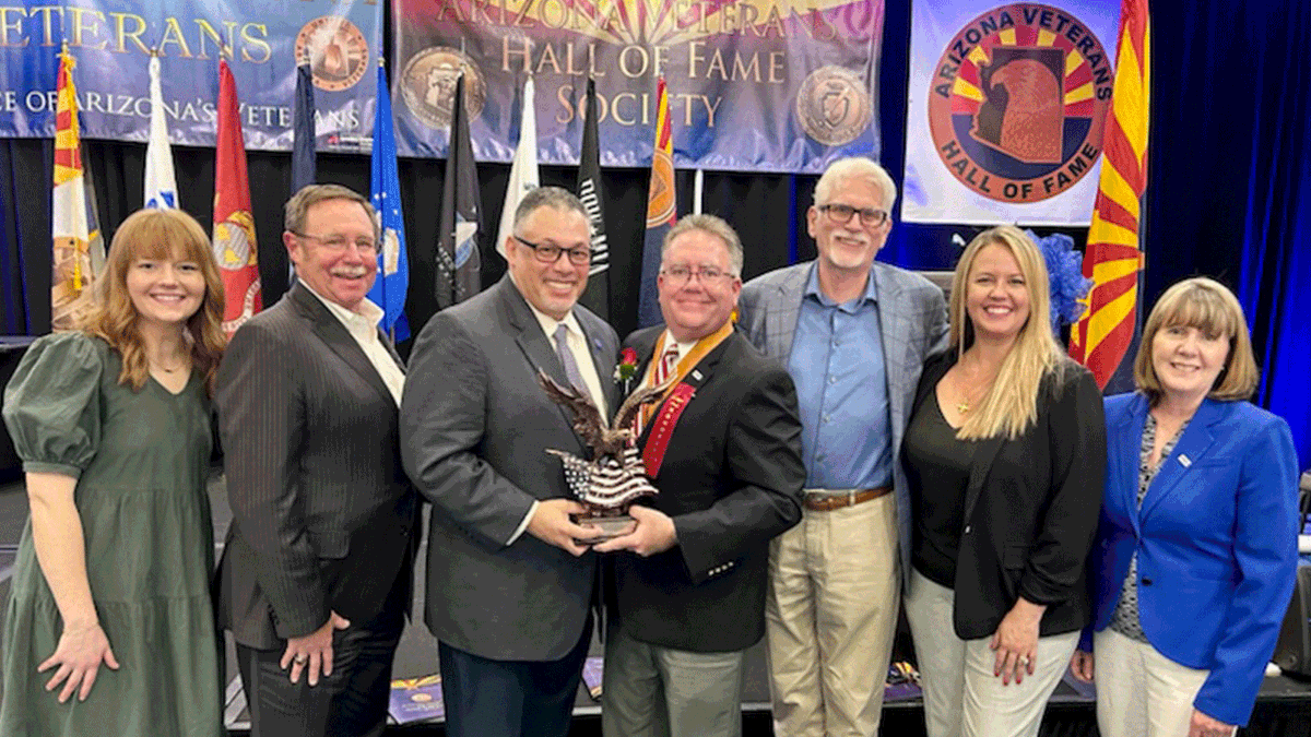 TriWest is honored to attend the Arizona Veterans Hall of Fame Society’s Patriotic Awards Luncheon to recognize leaders who are a voice for those who serve. Thank you AVHOFS for awarding TriWest with the Copper Eagle award in recognition of our service to the nation’s Veterans!
