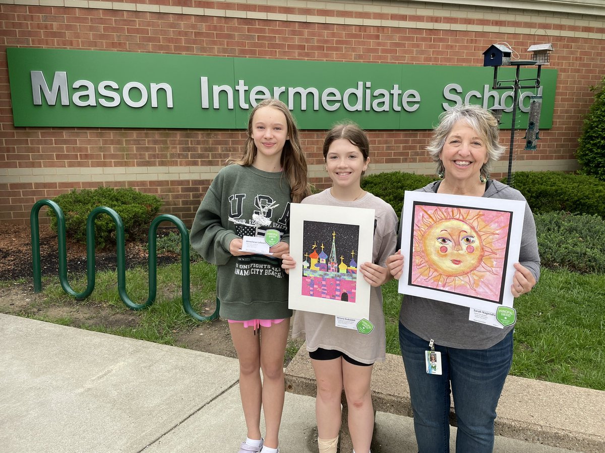 Congrats to the MI “Principal Pick” winners for the district art show.  It was a tough choice with so many talented students. Thanks Mrs. Kreissl and Mrs. Pierce for inspiring creativity and passion in art. #MIStrong