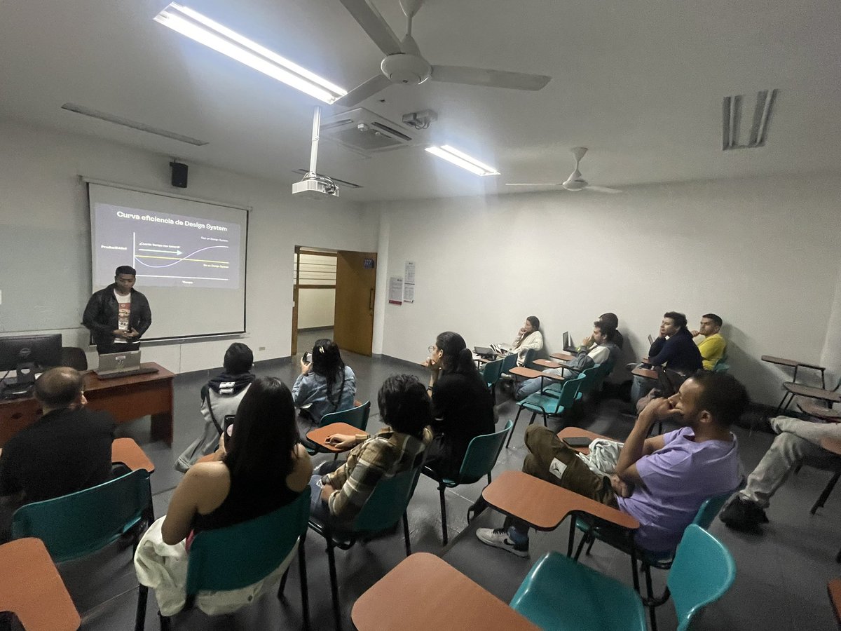 xacarana's tweet image. Design system charla por Pedro Quiñones #codingwithfriends 🫶