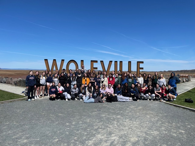 The first full day in Wolfville, NS for our Varsity Girls Rugby Knights included a tour of Wolfville, Acadia University and a rugby game versus our hosts, Horton HS! @spkathletics