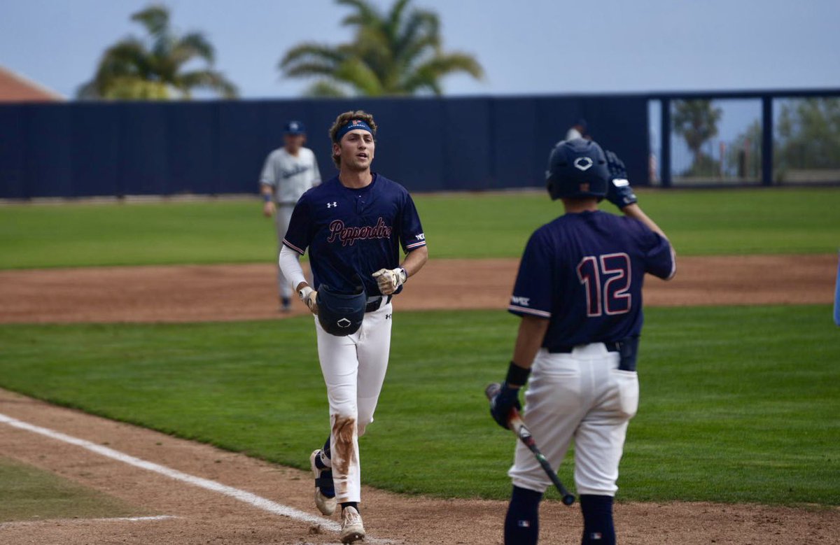 Halftime in Malibu. @USDbaseball got a HR from Jack Costello and two singles and a walk from Angelo Peraza. @PeppBaseball got a HR and two singles from Justin Rubin. Mid-5 it’s Toreros 7, Waves 4