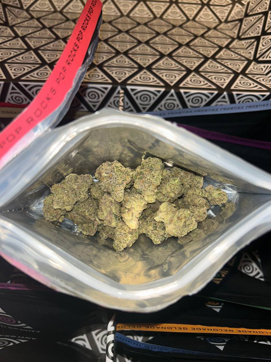 Anti gravity flower:
1oz -$125
1p -$ 1600

t.me/PacksrusOffici…