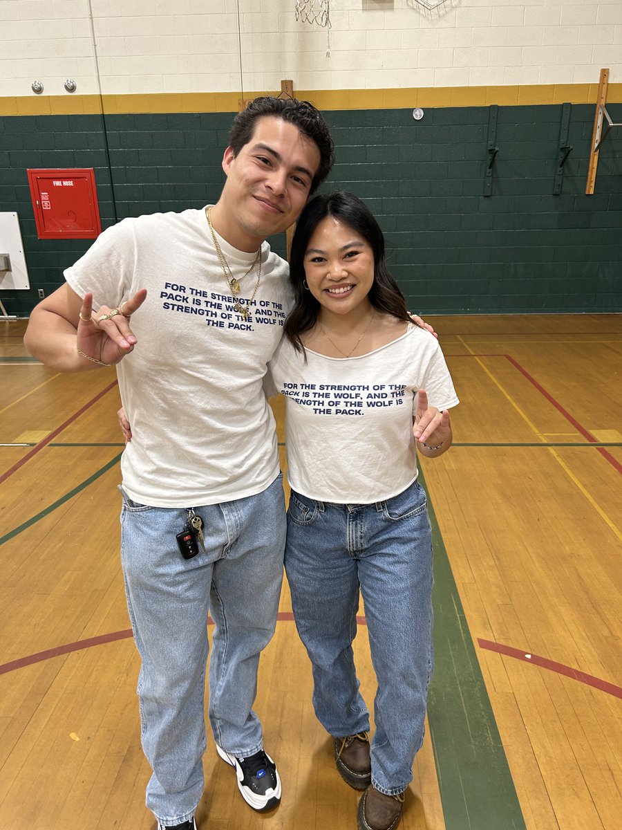 🎓✨Today, students at Sparks Middle School learned about future options at @unevadareno. ASUN President Boris Carpio-Guerra & VP Hannah Alquiza, both WCSD alumni, inspired students to aim high. They also met Nevada Women's Basketball athletes & mascot Alfie! #WeAreWCSD📚🐺