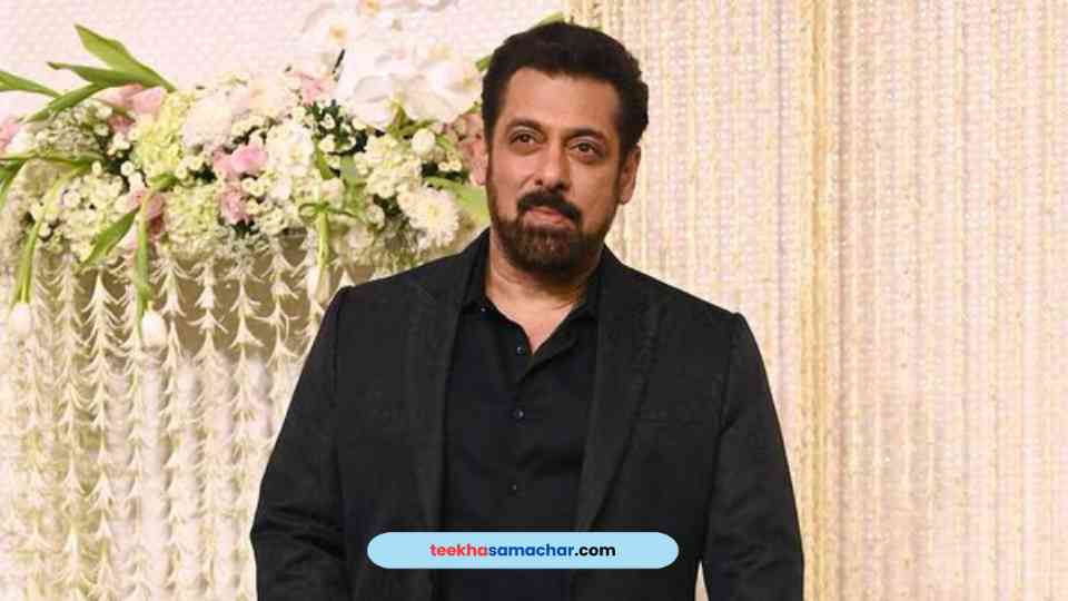 🚨 BREAKING NEWS 🚨
Salman Khan's safety under threat  The Mumbai Crime Branch has detained another suspect in connection with the recent firing incident at his Bandra residence. 😮#SalmanKhan #Bollywood #SecurityBreach #MumbaiCrimeBranch #BreakingNews #StaySafe #teekhasamachar