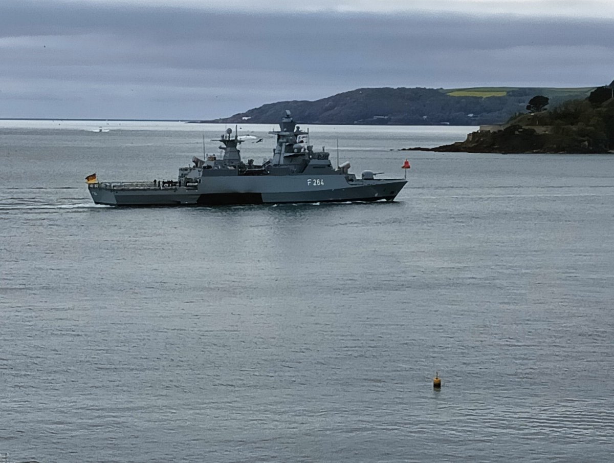 WarshipCam's tweet photo. German Navy Braunschweig-class corvette FGS Ludwigshafen am Rhein (F264) coming into Plymouth, England - April 19, 2024 #f264 #fgsludwigshafenamrhein
SRC: TW-@SteveGrant67 https://t.co/RAL2HRjIlC