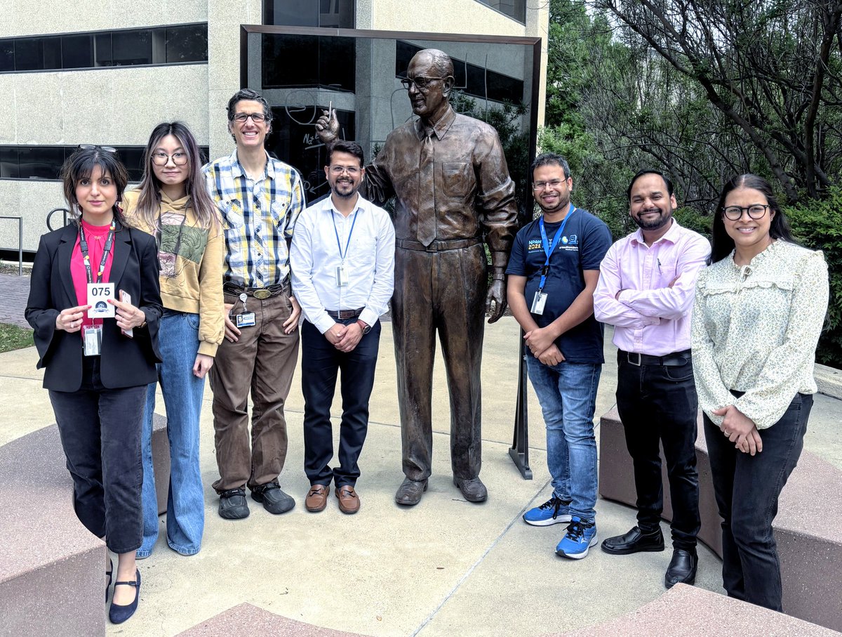 This is us @ZigmanLab minus a few members in Dr. Donald Seldin's plaza after the Seldin symposium.