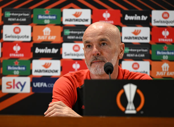 🗣️ Vincenzo Vergine, head of Milan's youth sector, said:
'We are eliminated from the #CoppaItalia, the #ChampionsLeague, and the #Scudetto, this year is a total failure. #Pioli is a great coach, but this year has been a failure.'