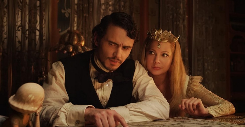Happy birthday to #JamesFranco seen here in 'Oz the Great and Powerful' from 2013.  Great movie!