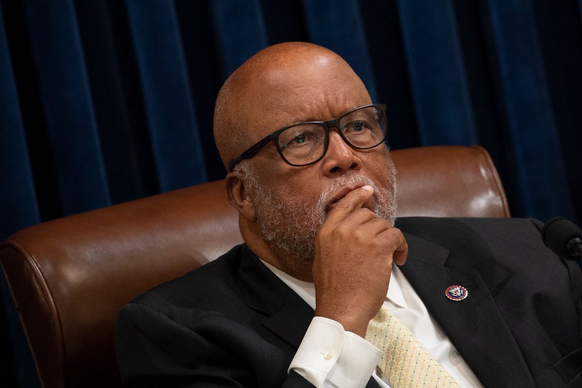 DO YOU SUPPORT THIS. Today Rep. Bennie Thompson introduced a bill that would strip Secret Service protection of any former executive convicted of a felony. Your thoughts?