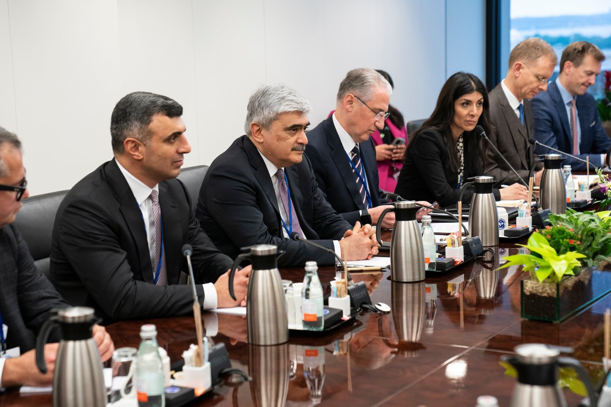 Great meeting with Azerbaijan Finance Minister Samir Sharifov, @Merkezi_Bank_AZ Governor @TalehKazimov_T & @COP29_AZ President-designate Mukhtar Babayev. We are committed to supporting 🇦🇿’s development and climate goals and working toward a successful #COP29 in Baku in November.