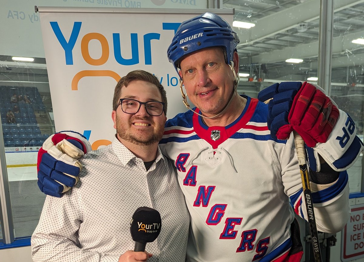 LadyLibertyNYR's tweet photo. Just chatted with #NYR great Adam Graves about his involvement with #PlayForACure. Such an incredible, kind soul! https://t.co/KSojlP36i0