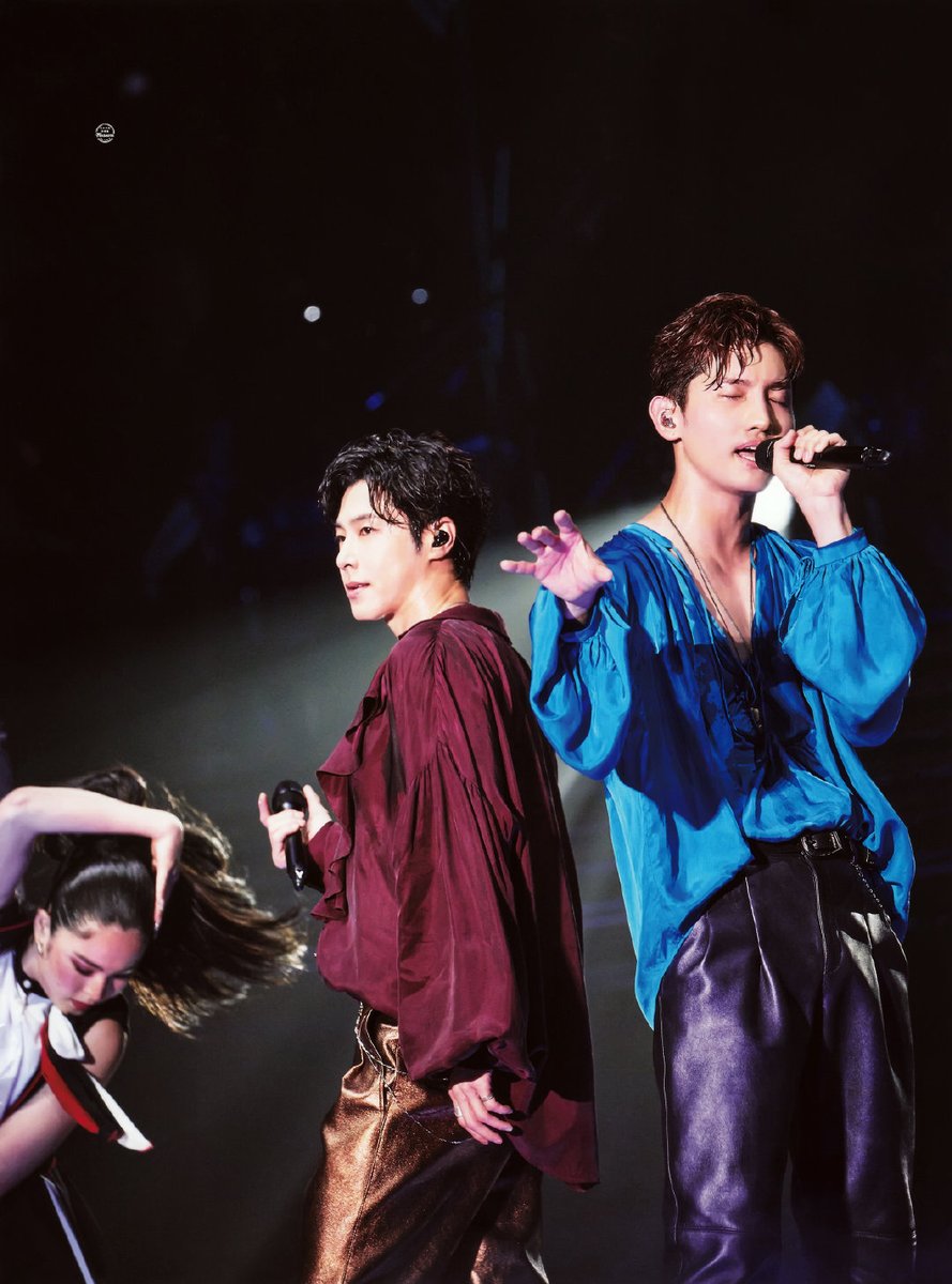 PB scans, Classyc tour DVD 
cr treasure 
 #TVXQ #YUNHO #CHANGMIN #동방신기 #유노윤호 #최강창민  #東方神起