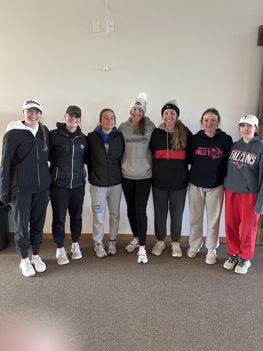 DNH/AP Girls hosted AGWSR at Legends in Parkersburg and shot a team score of (192).

Maryn Bixby (42 - Medalist 🥇)
Keely Kauten (45 - Runner Up 🥈)
Kendall Riherd (49)
Seeri Smith (56)
Jadyn Petersen (59)
Kaibree Nisius (60)
Abby Everts (63)