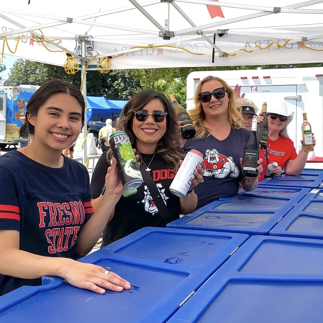 FresnoStateAlum's tweet image. Cheers to a successful first day at the Alumni Beer & Wine Garden! 🍻 Join us tomorrow for more good times with our crafty brews, Fresno State wines, and seltzers. Round up your drinking crew and let’s keep the Bulldog spirit going!