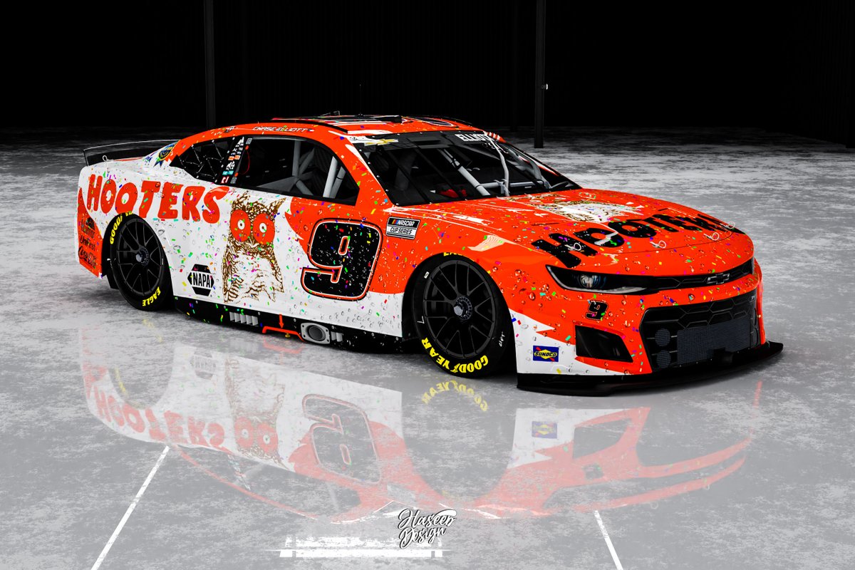 Hootie arrives at Talladega. 

#NASCAR | #Di9 | <a href="/chaseelliott/">Chase Elliott</a> | <a href="/HootersRacing/">Hooters Racing</a> | <a href="/Hooters/">Hootie</a> | <a href="/TeamHendrick/">Hendrick Motorsports</a> | <a href="/Hendrick9Team/">No. 9 Team</a>