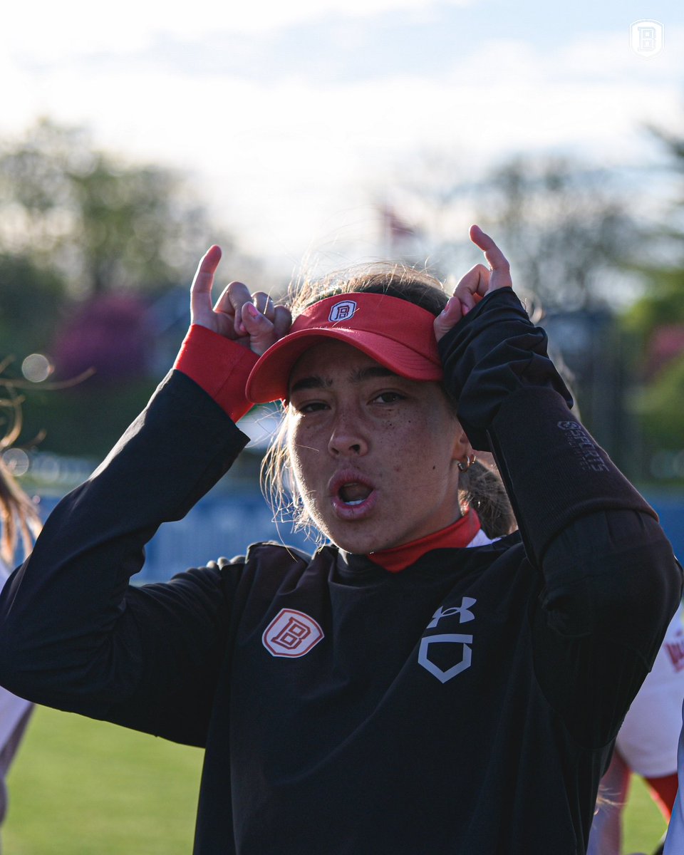 BradleySoftball's tweet photo. This for all the top dawgs, 𝘿𝙍𝙊𝙋 𝘼𝙉𝘿 𝙂𝙄𝙑𝙀 𝙈𝙀 𝙁𝙄𝙁𝙏𝙔 😤 https://t.co/unsA3KJu9V