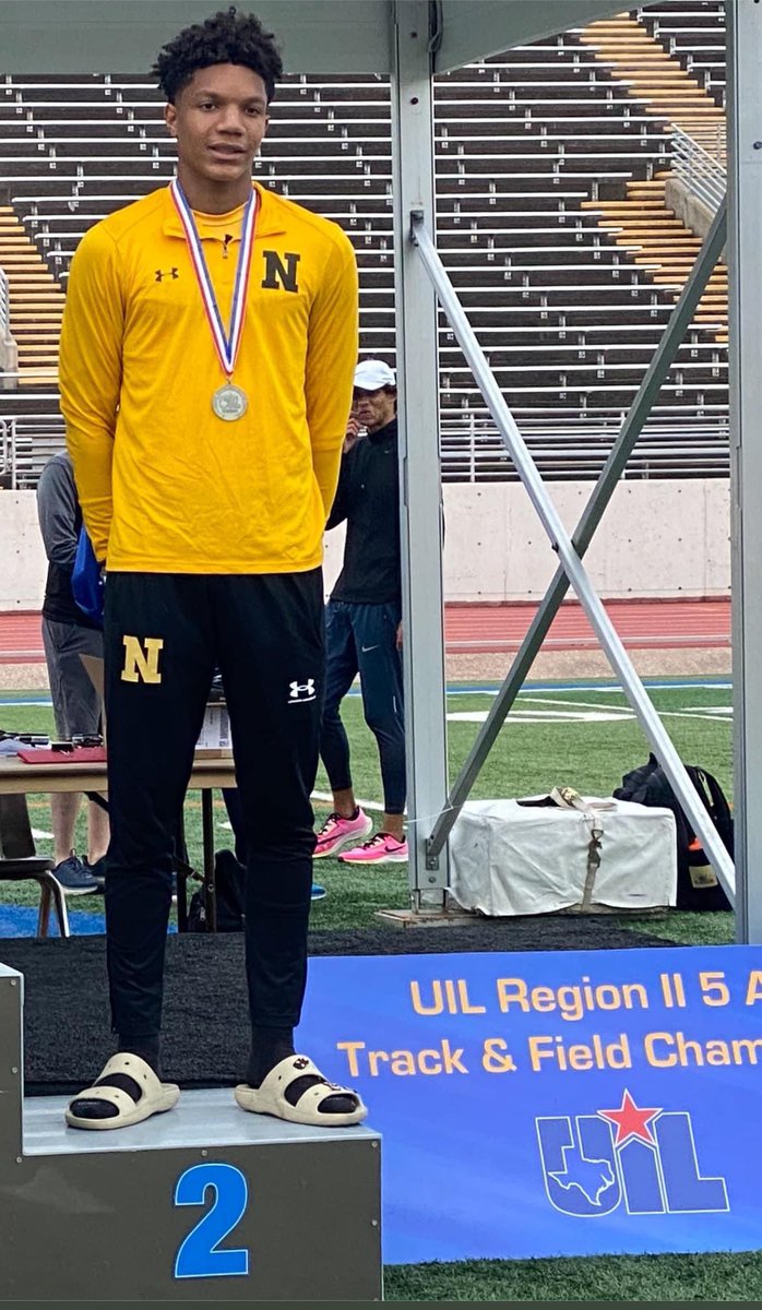 What a day for the Young man! Hit a 6’9” High Jump! Second place at Regionals! HE’S GOING TO THE SHOW!!! Glad we could talk him into track this year! Super Proud of Micah aswell as the rest of the Dragons that competed today at Regionals! Next Up Austin! 

P.S.he’s a Sophomore