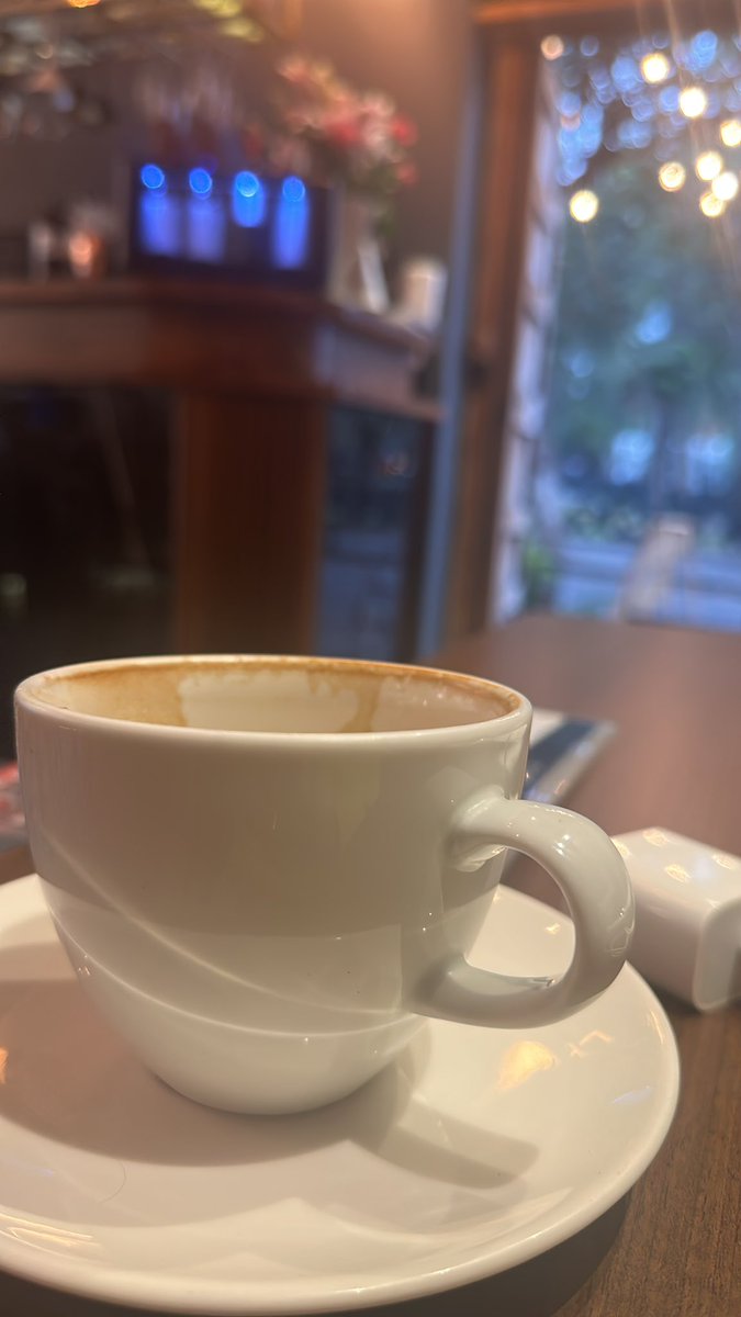 Por la mañana, por la tarde, y por la noche. #café