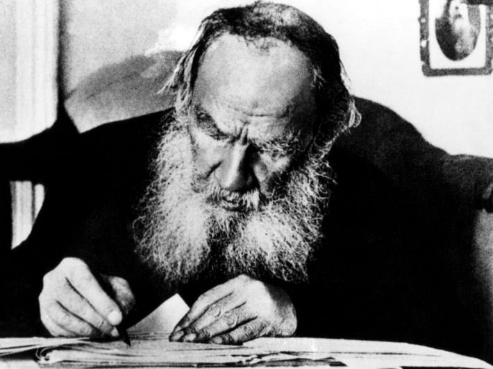 " إن الوقت المتبقي لنا لنعيشه 
أهم من كل السنوات التي مضت  ." 
                                                                               
- تولستوي