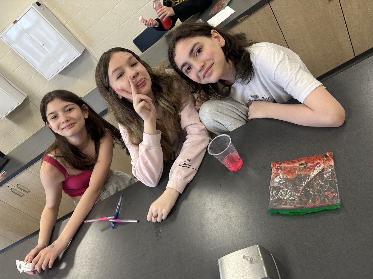 Ms Kerri Mercer JRI tweet media