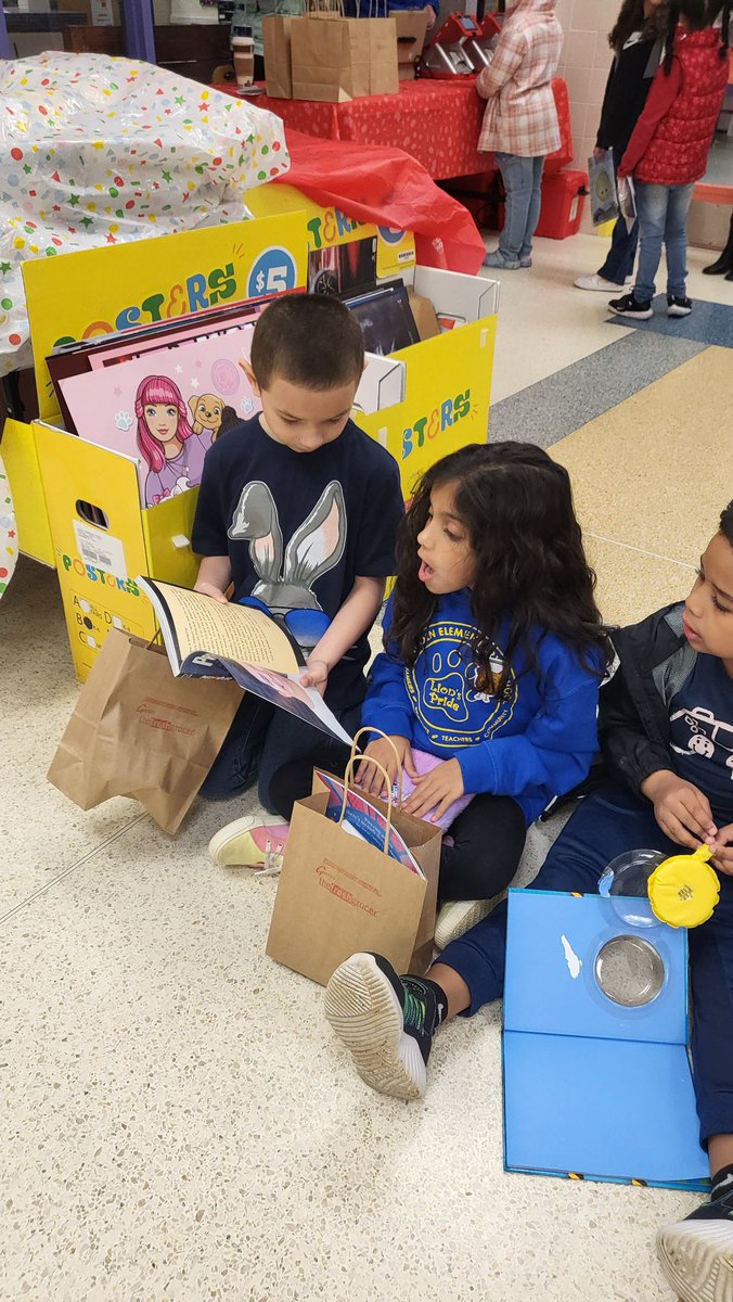 Lincoln Elementary PTO tweet media