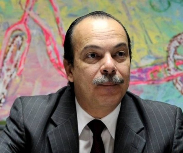 Antipolitica66's tweet image. Boberto.