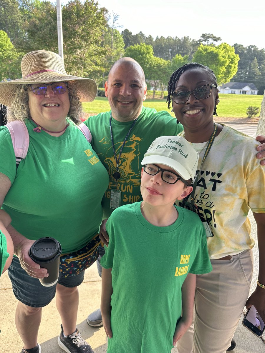 Raider Nation celebrated some very special Raiders today as they made their way to the Special Olympics. #TogetherWeLead #RaiderNation #forevergreenandgold