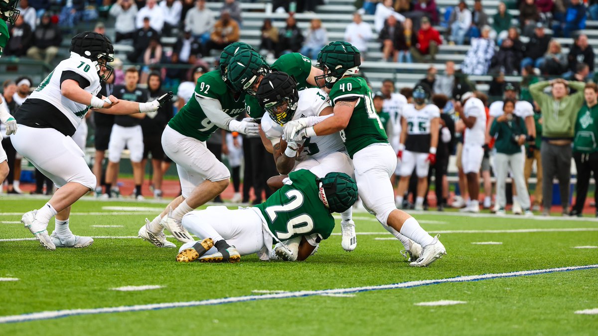 FB: The Slippery Rock football team closed its spring training sessions with the annual Green vs. White Spring Game Friday night with the Green Team picking up a 34-29 win over the White Team. Recap/Stats🔗: bit.ly/3Urqux0