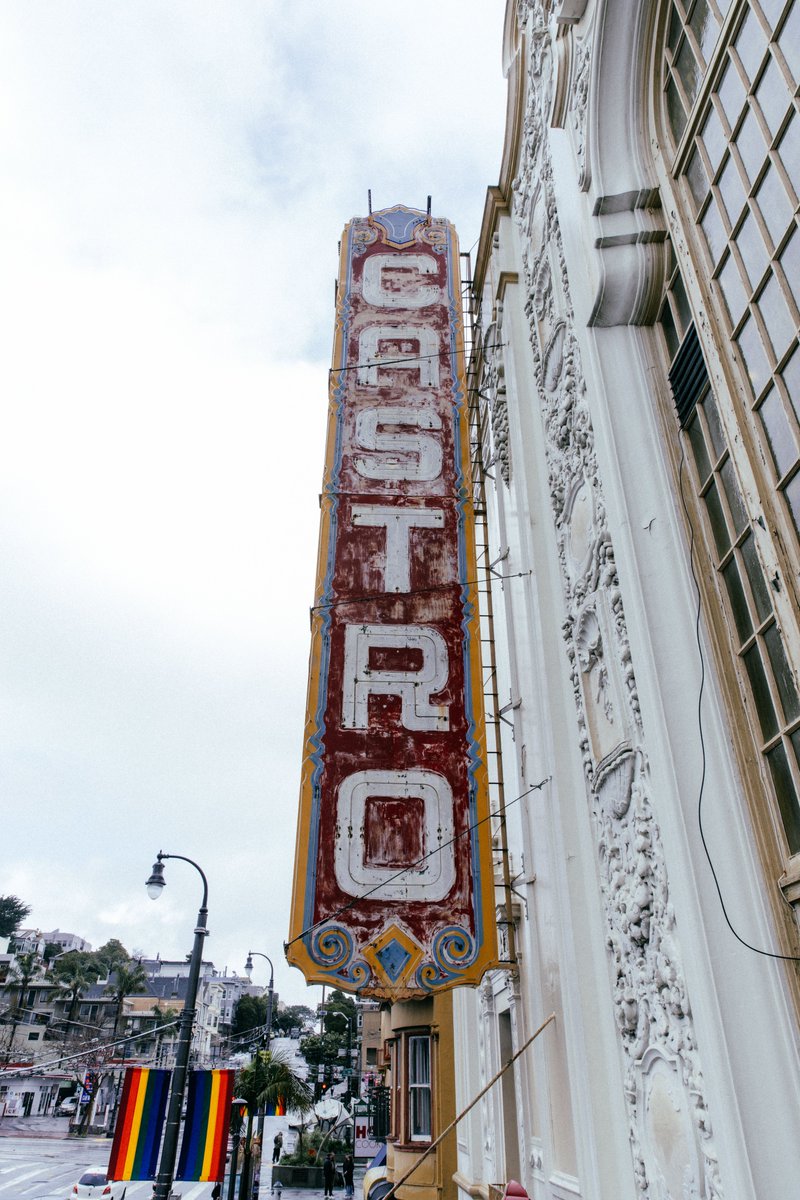 It's official - the iconic Castro Theatre blade is being restored 👷 We can't wait to see it shine again 💡