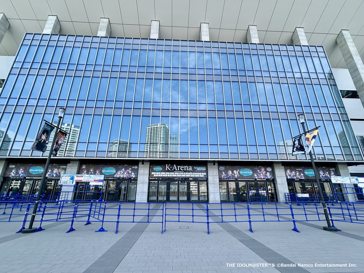 【 #シャニマス6th_横浜_day1 】 THE IDOLM@STER SHINY COLORS 6thLIVE TOUR Come and Unite! 🎆Fantastic Fireworks🎆 ✨本日17:30開演✨ 📢本アカウントにて公演情報をお届けします！ 🎫DAY1当日券販売中！ asobiticket.asobistore.jp/shinycolors_6t… 🎫配信チケット販売中！ asobistage.asobistore.jp/event/shinycol…