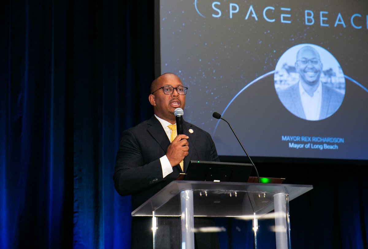 💫 One of the highlights of our first Space Beach Law Lab Conference, was the opening remarks by esteemed Long Beach Mayor Rex Richardson

🌌 An incredible way to kick off the conference, and an affirmation of Long Beach's commitment to welcoming in the new space age!

#spacelaw